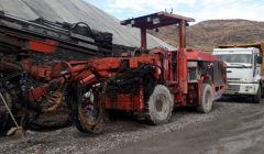 2009 Sandvik DD320 çift boom